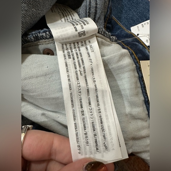 NWT Abercrombie & Fitch The 4” Mom Short High rise shorts size 16 and 18 - Picture 16 of 16